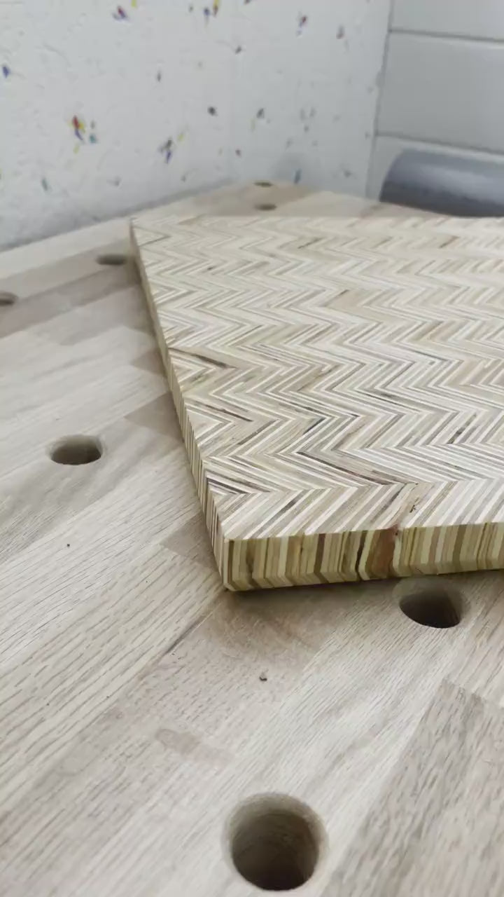 Planche à découper « chevrons » sur mesure - épaisseur, forme et finition des arêtes libres - contreplaqué - Art de la table, Déco, Cuisine